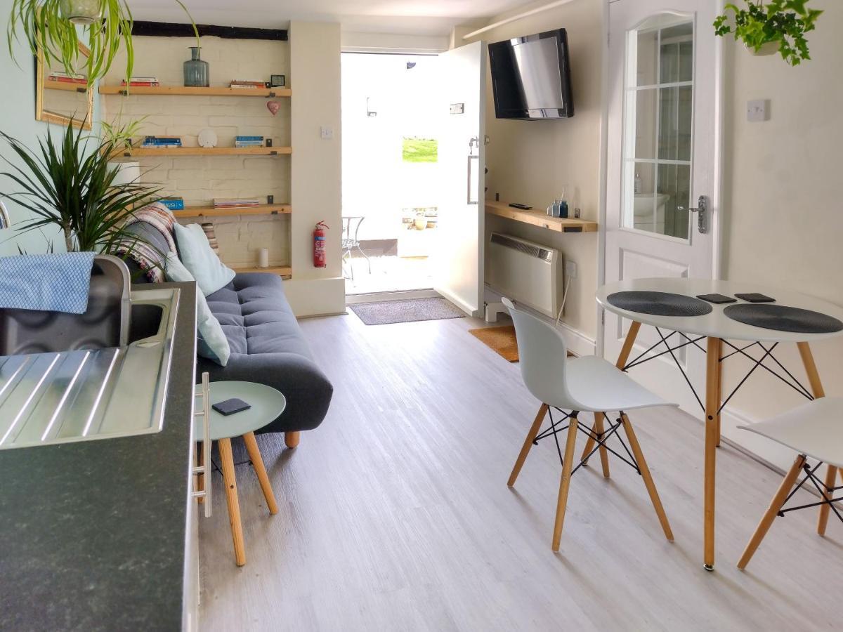The Annexe Appartement Hawkedon Buitenkant foto